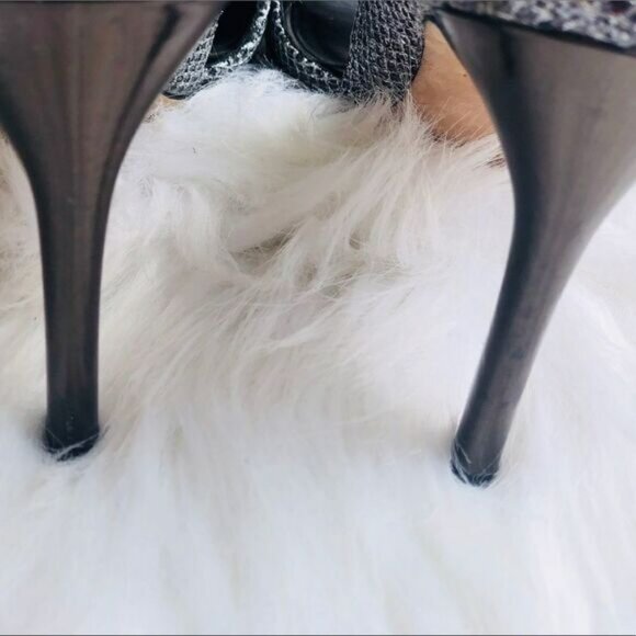 Cole Haan Antonia heels NWOT - Picture 5 of 7